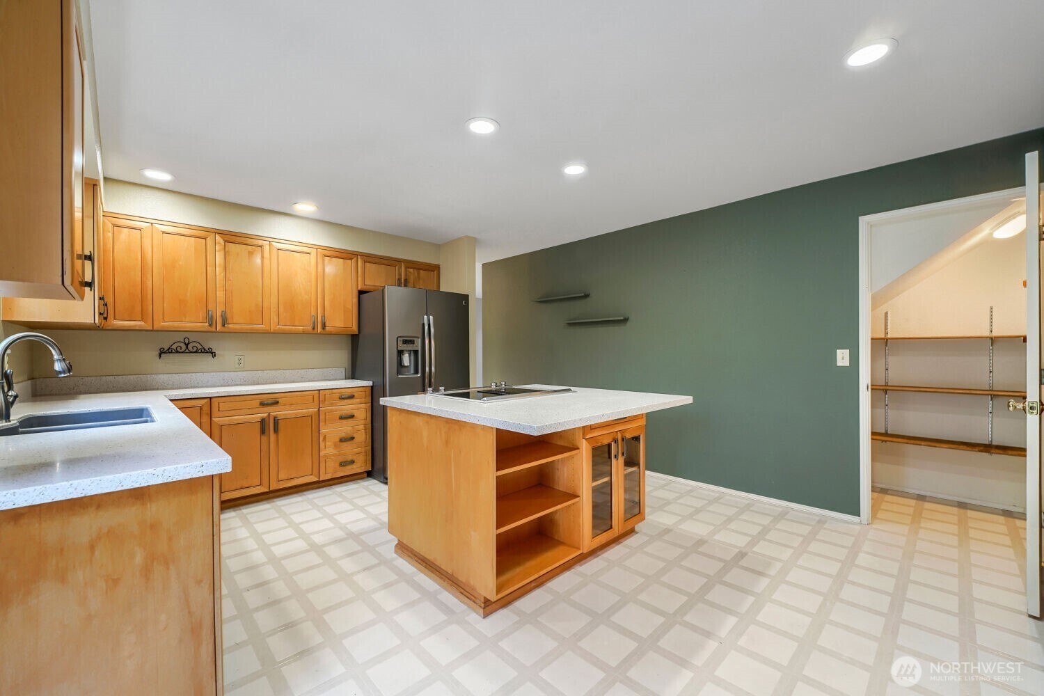 MLS #NWM2574748 image #8