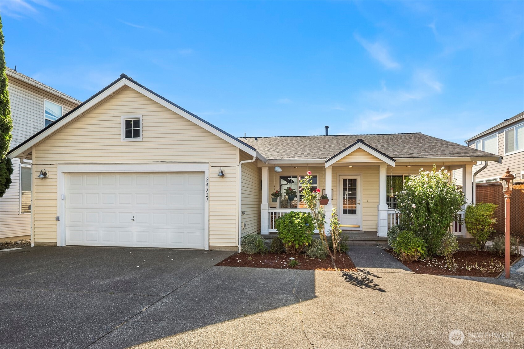 MLS #NWM2574842 image #1