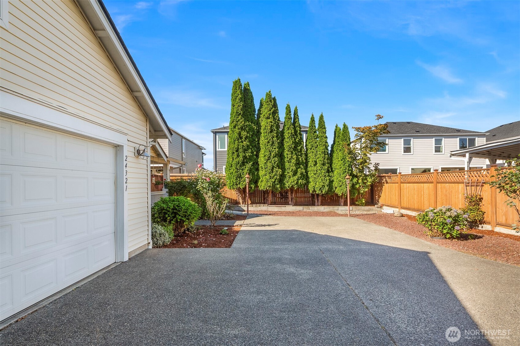 MLS #NWM2574842 image #3