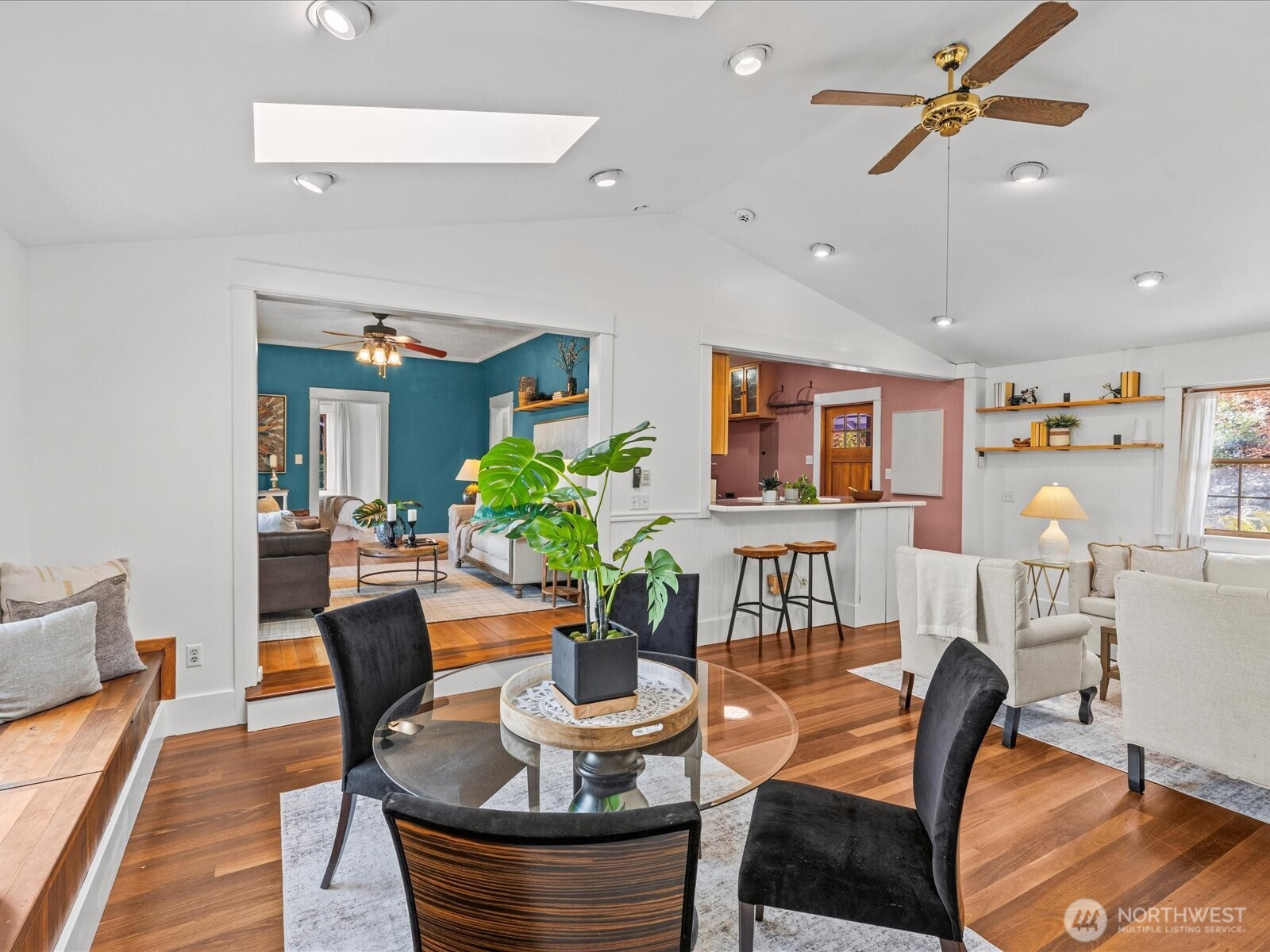 MLS #NWM2574886 image #1