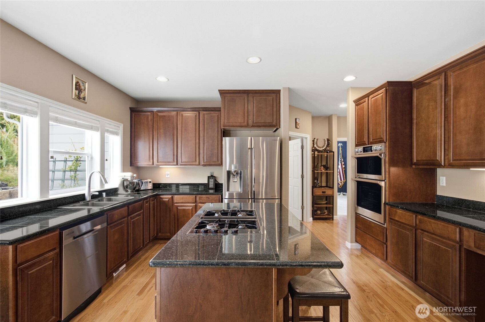 MLS #NWM2575250 image #17