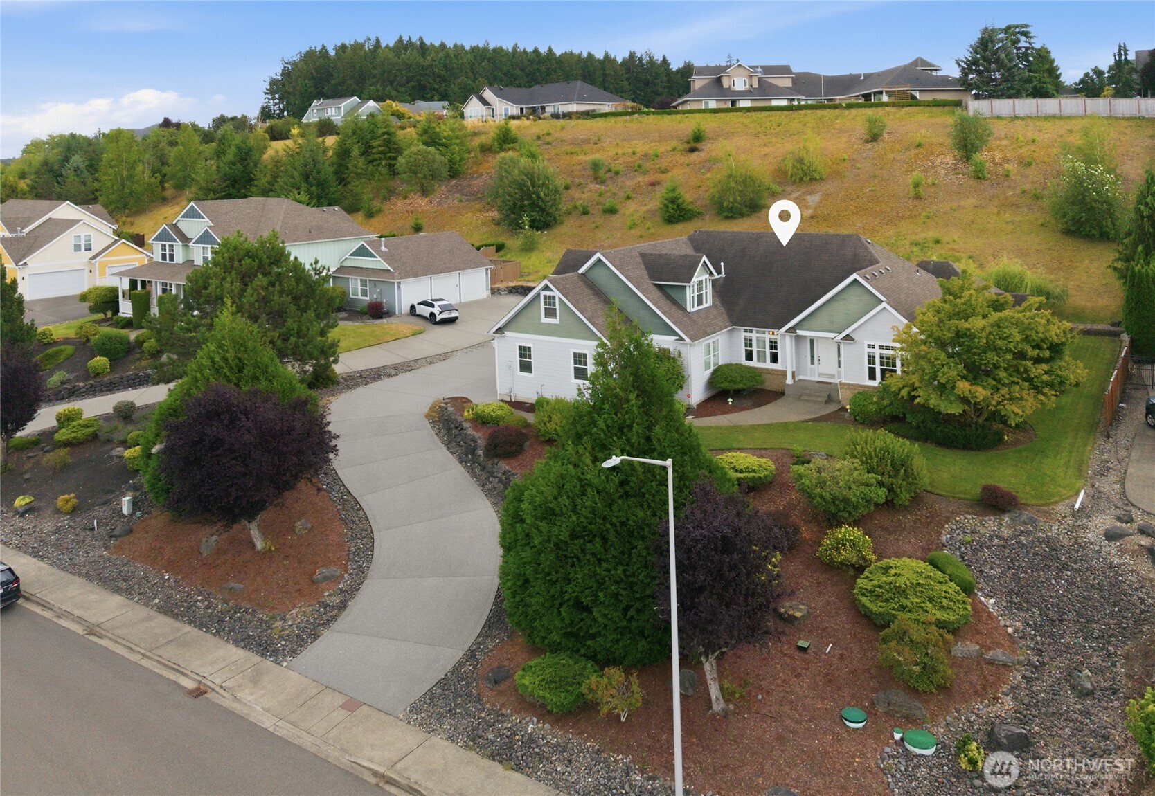 MLS #NWM2575250 image #3