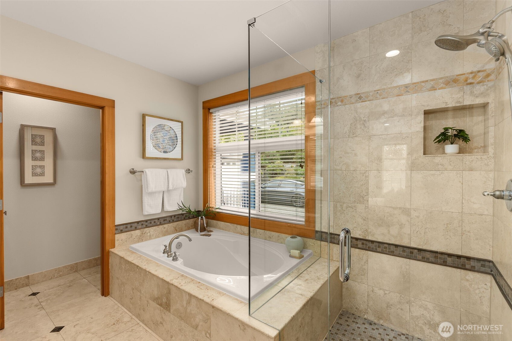 MLS #NWM2575278 image #19