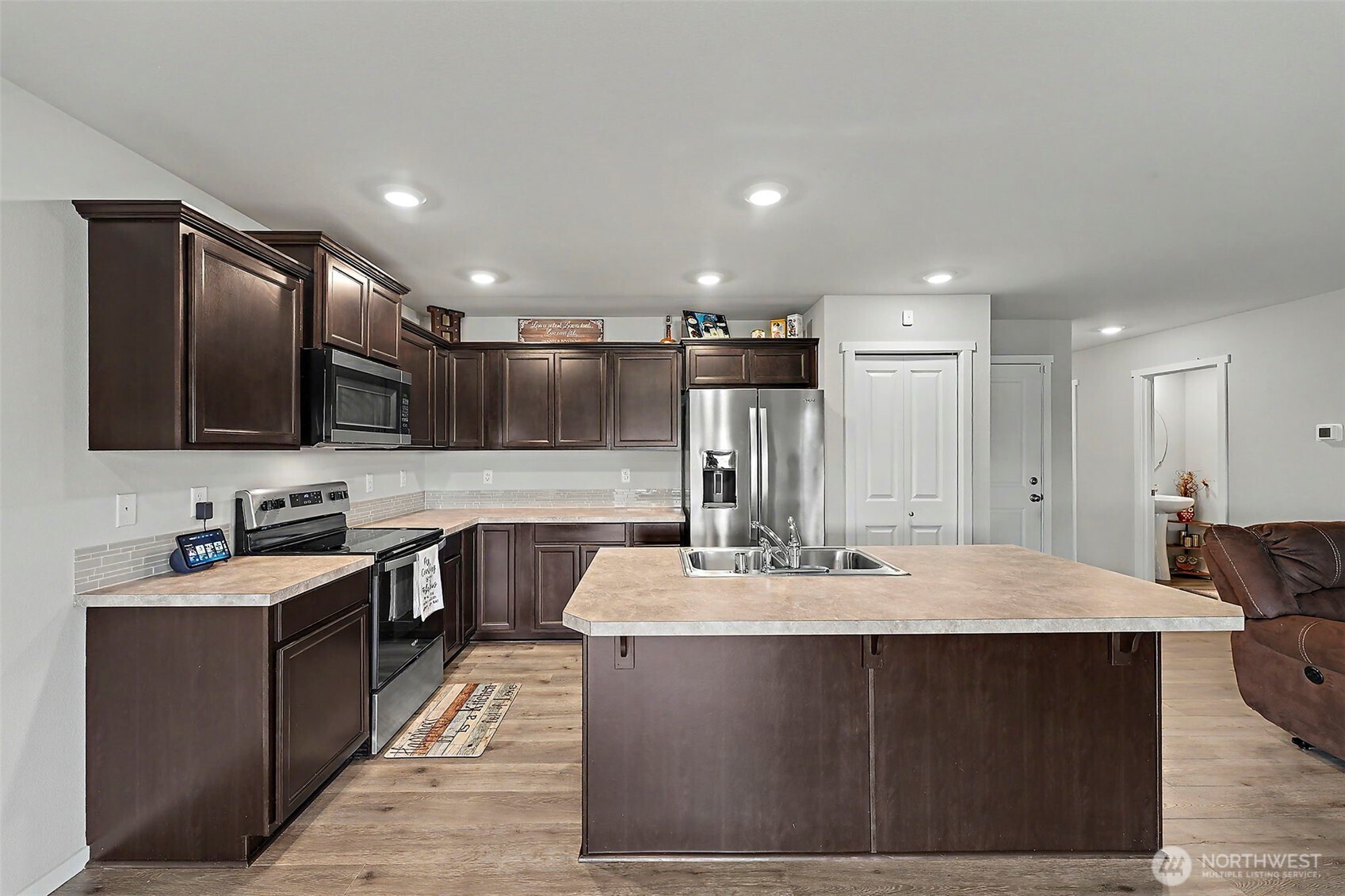MLS #NWM2575488 image #4
