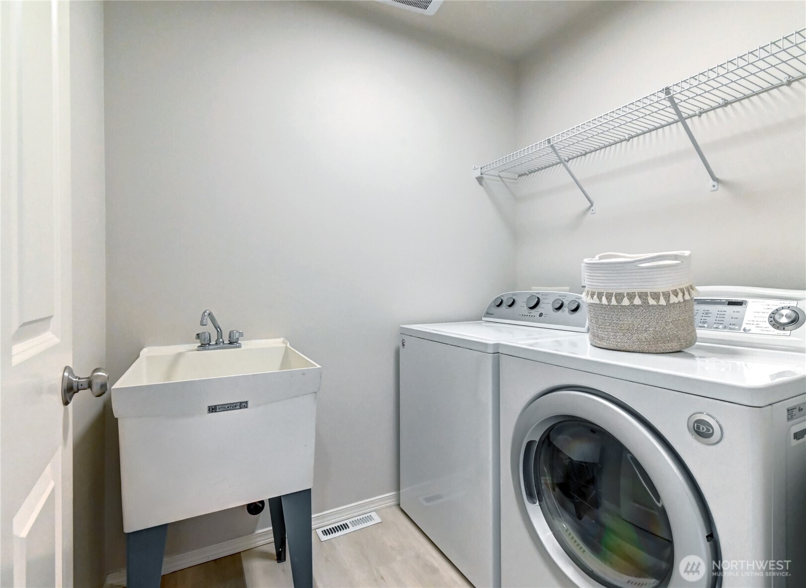 MLS #NWM2575500 image #33