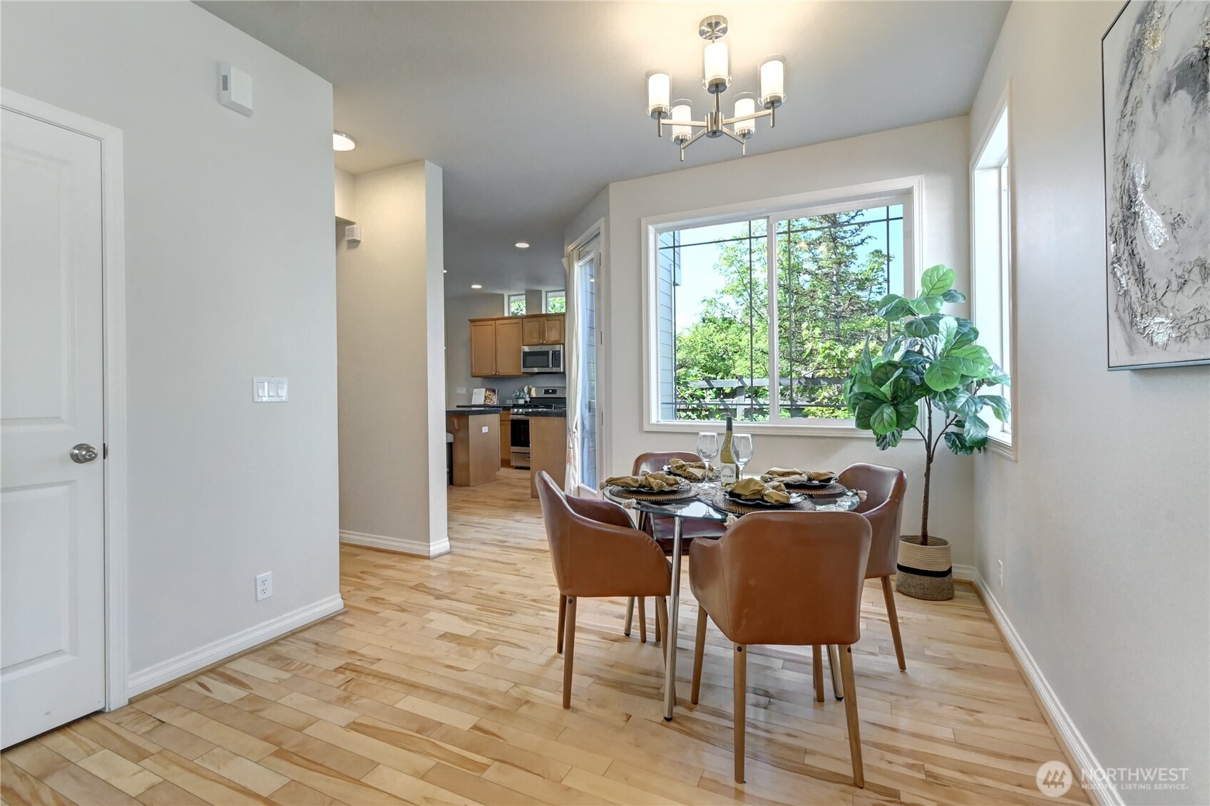 MLS #NWM2575500 image #4