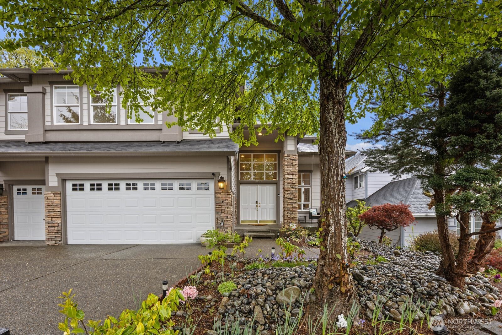 MLS #NWM2575562 image #1