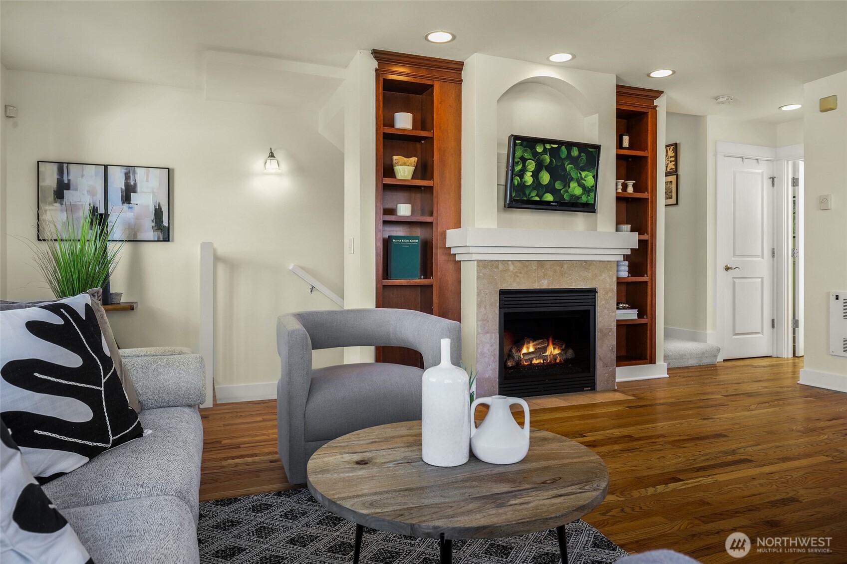 MLS #NWM2575564 image #6