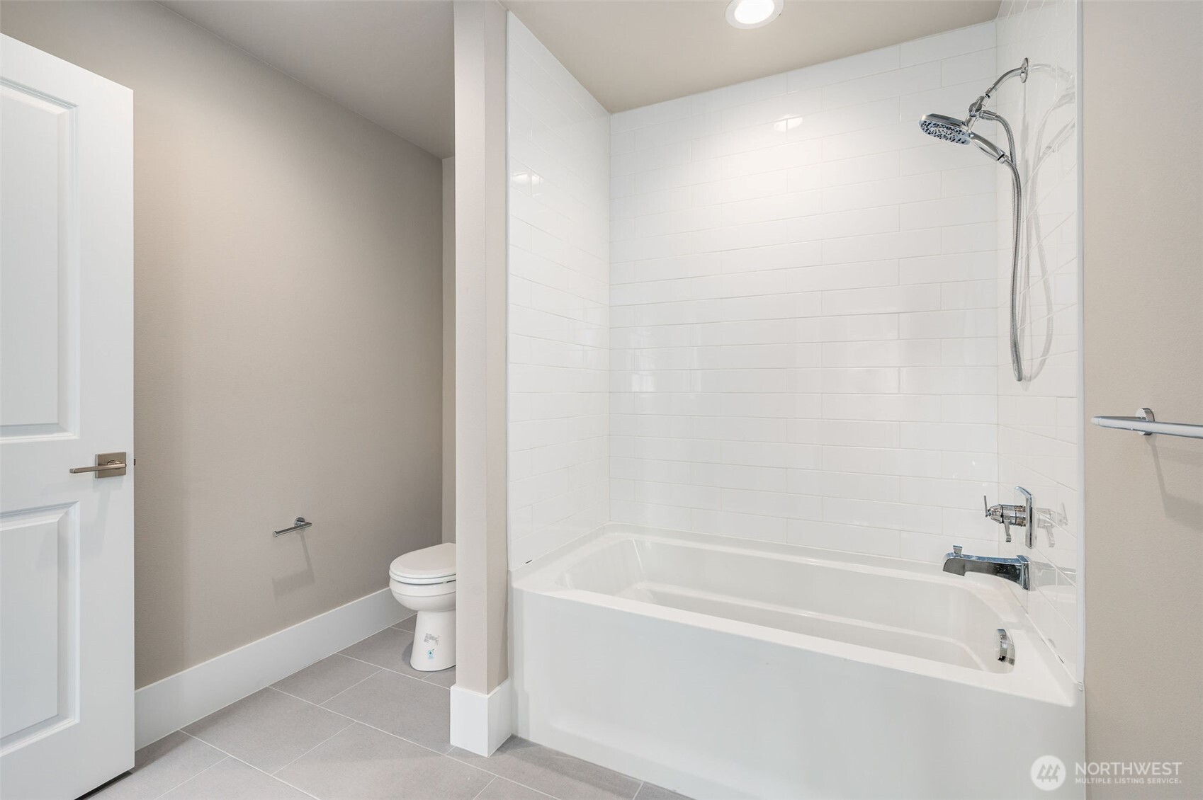 MLS #NWM2575608 image #16