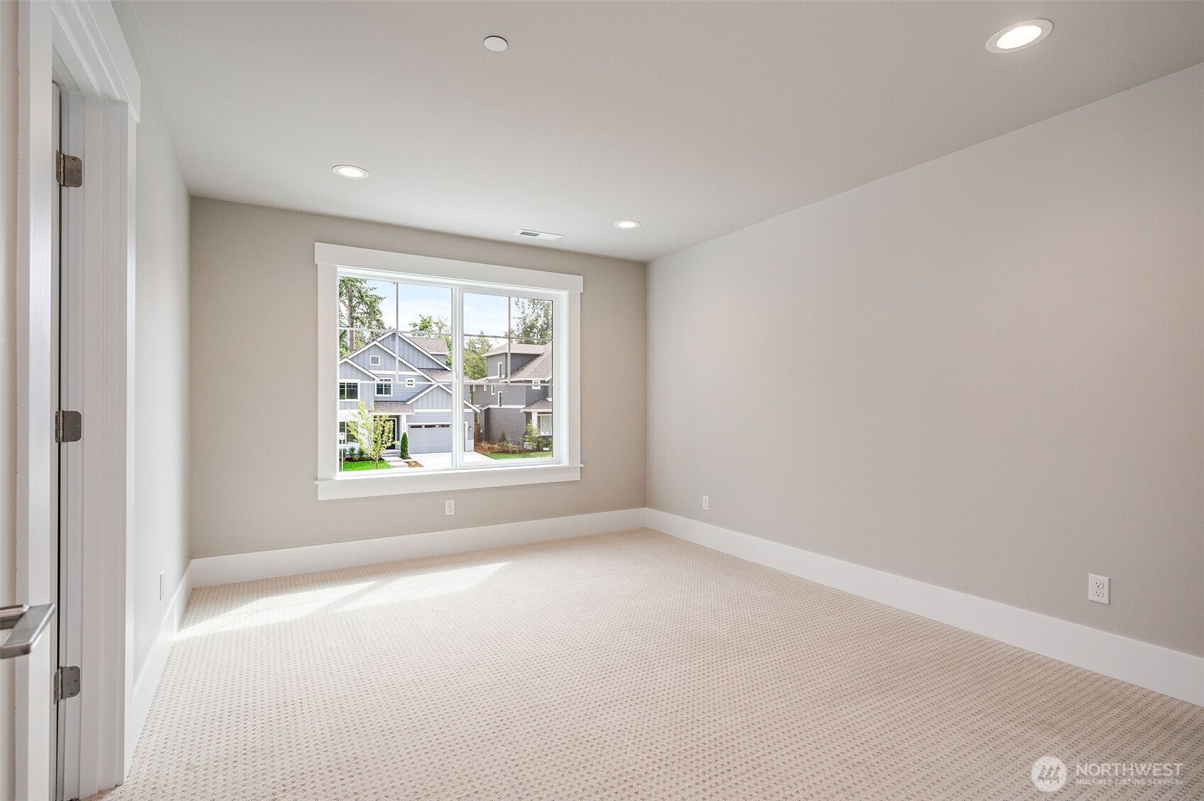 MLS #NWM2575608 image #18