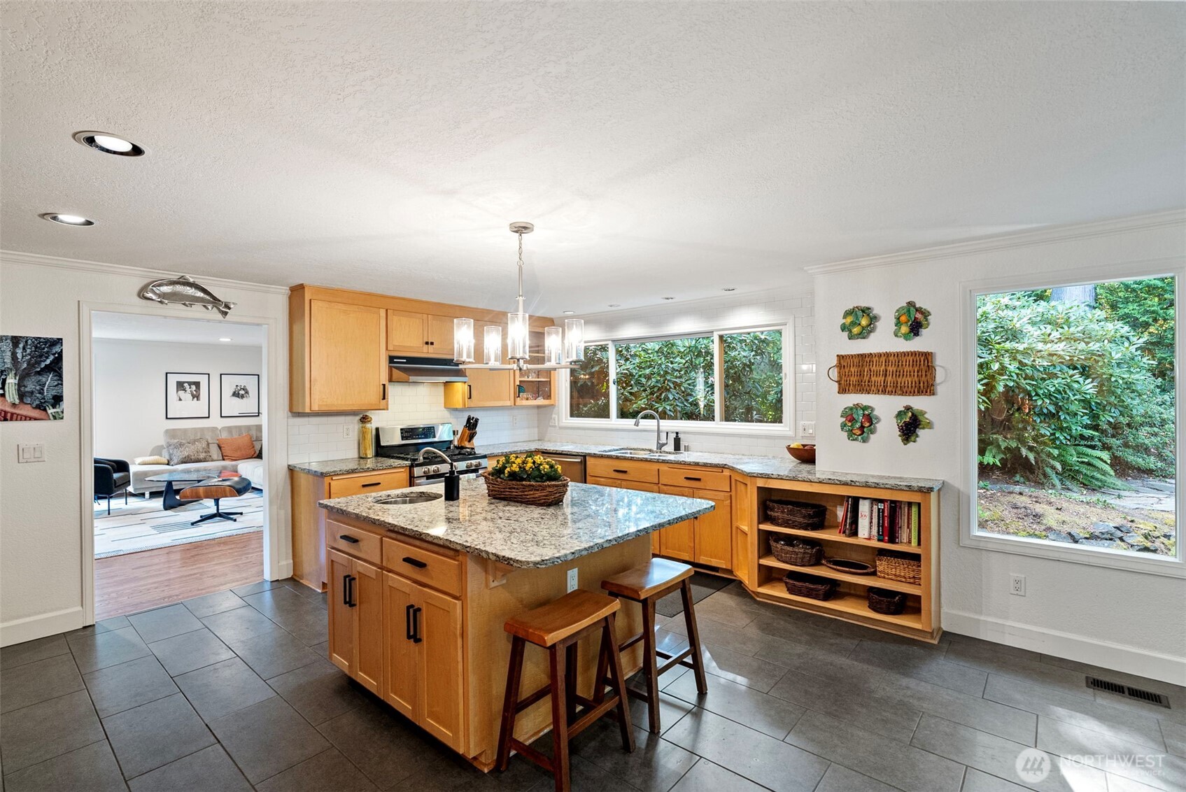 MLS #NWM2575834 image #16