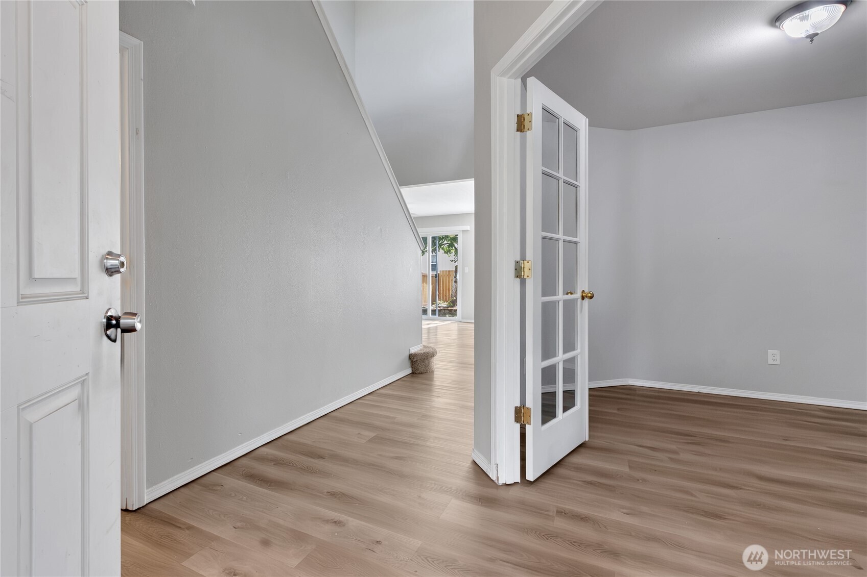 MLS #NWM2575853 image #2