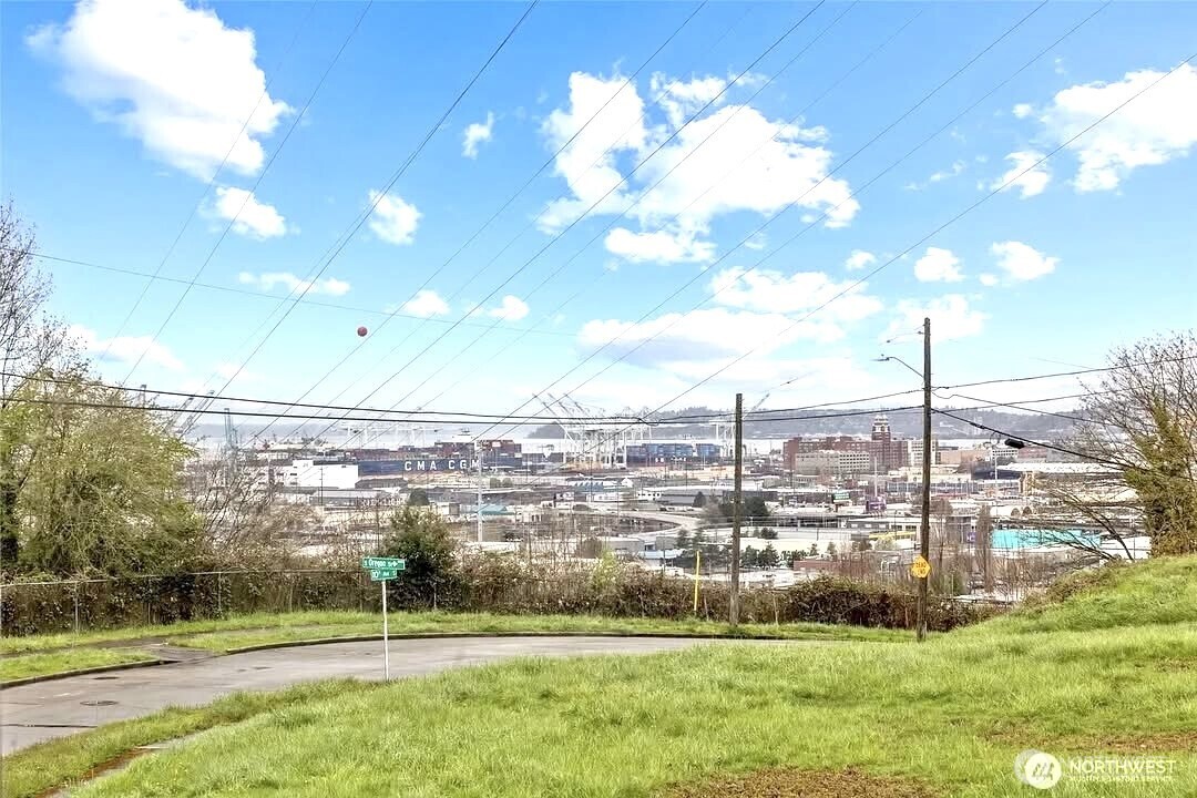 MLS #NWM2575940 image #2