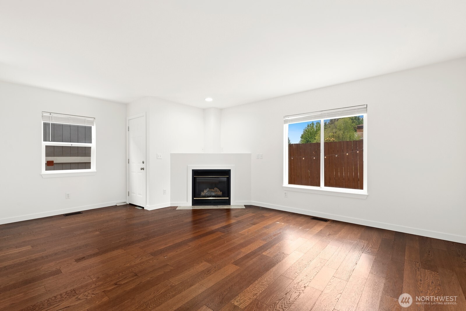 MLS #NWM2575956 image #4