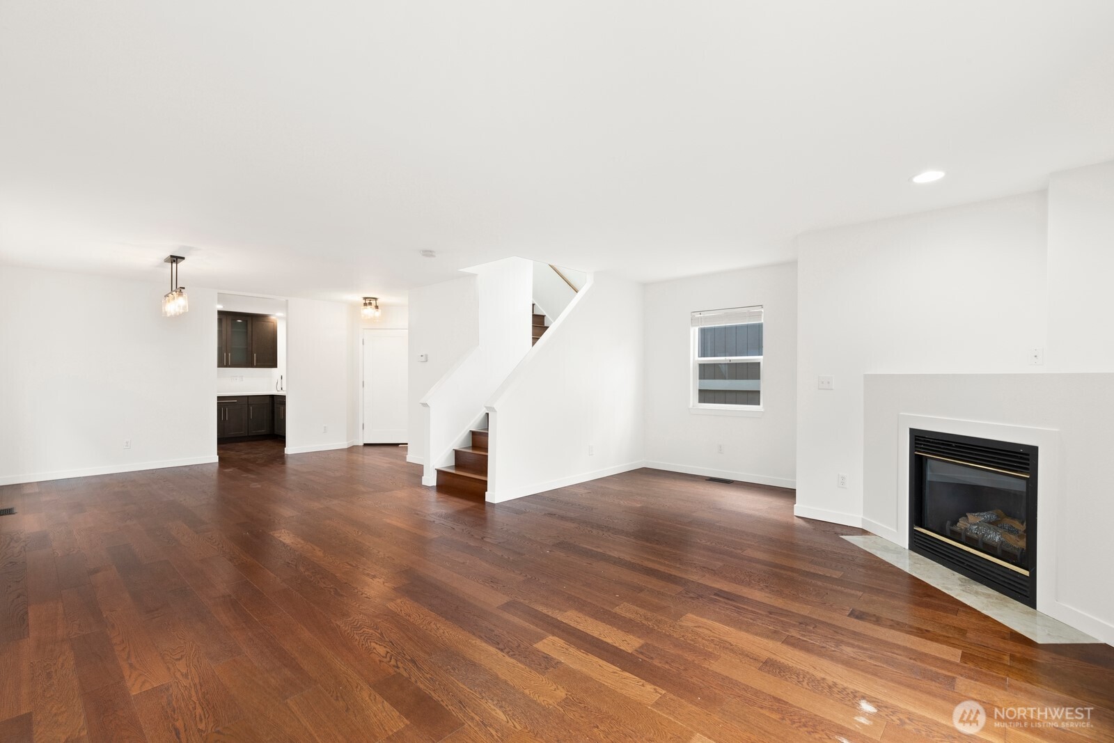 MLS #NWM2575956 image #5