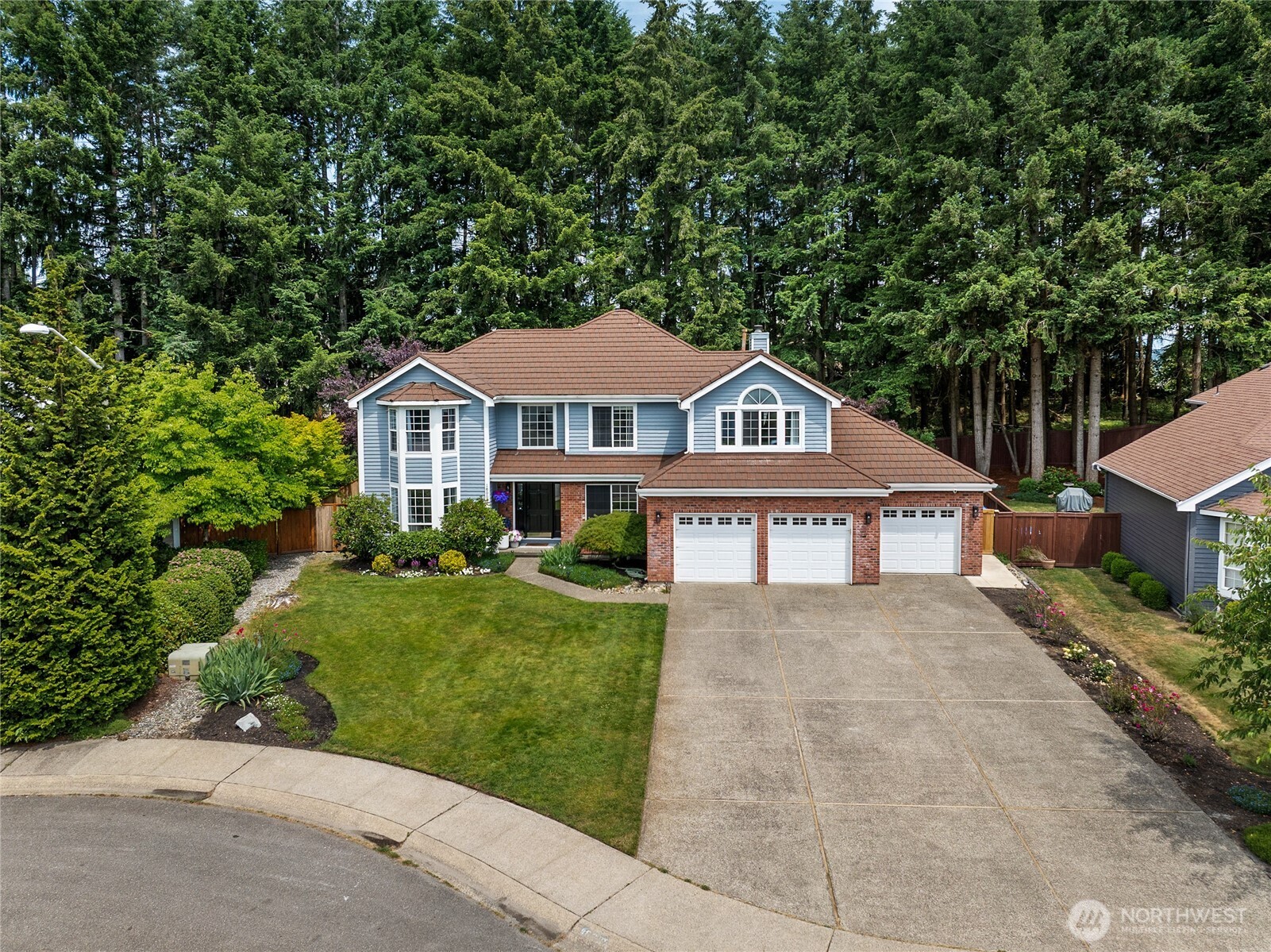 MLS #NWM2575993 image #1