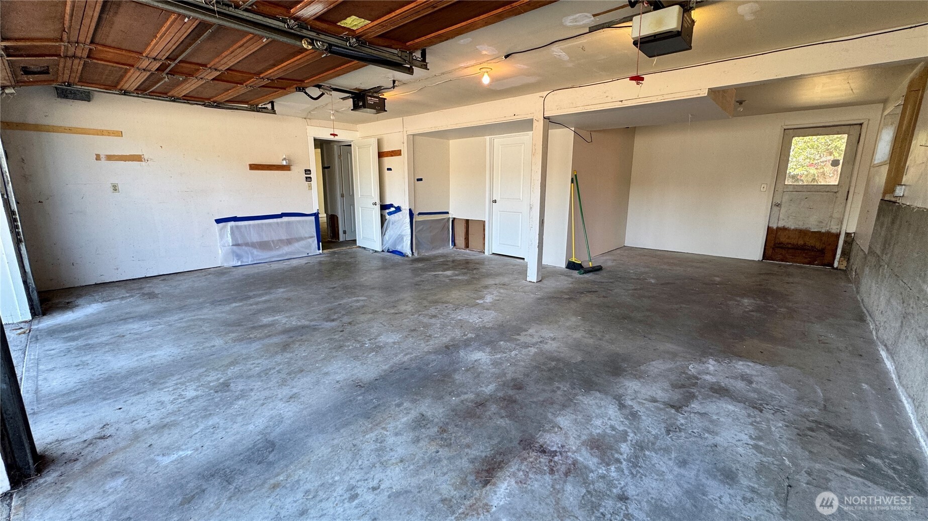 MLS #NWM2576147 image #32