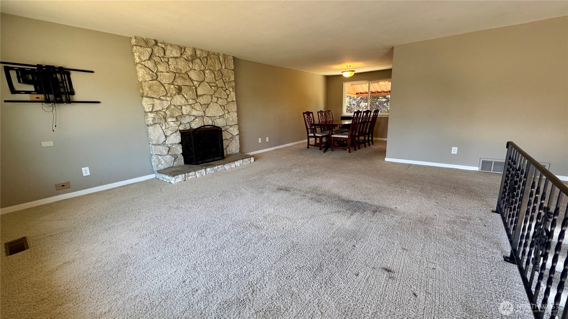 MLS #NWM2576147 image #4