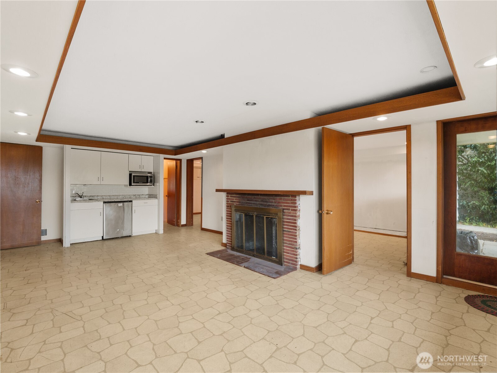 MLS #NWM2576188 image #20