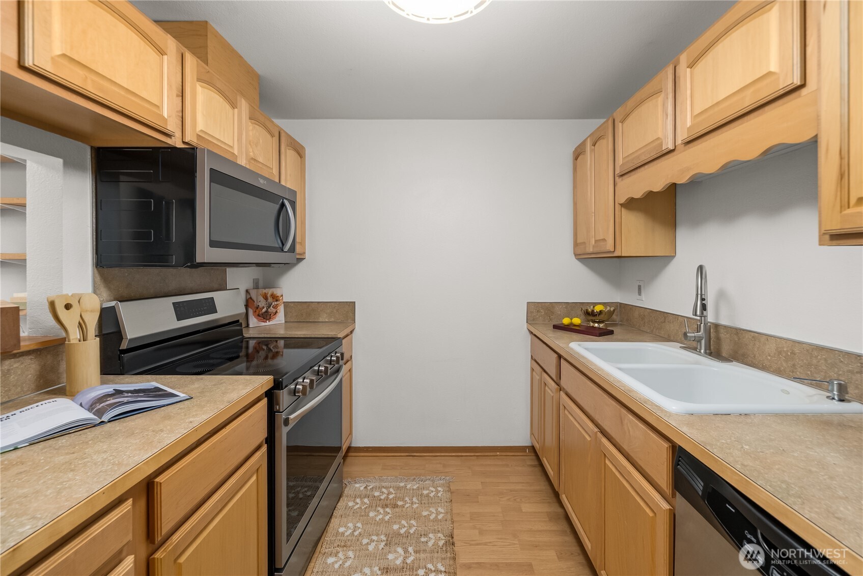 MLS #NWM2576207 image #10