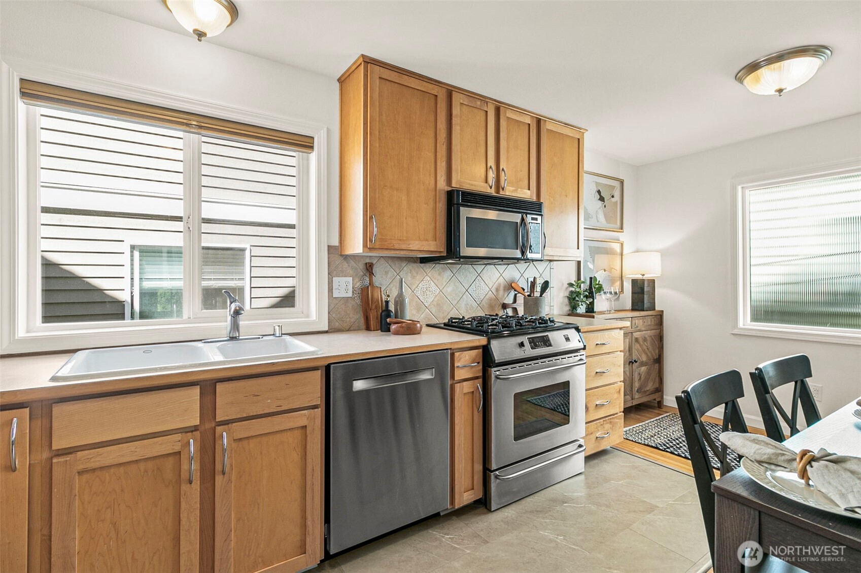 MLS #NWM2576254 image #5