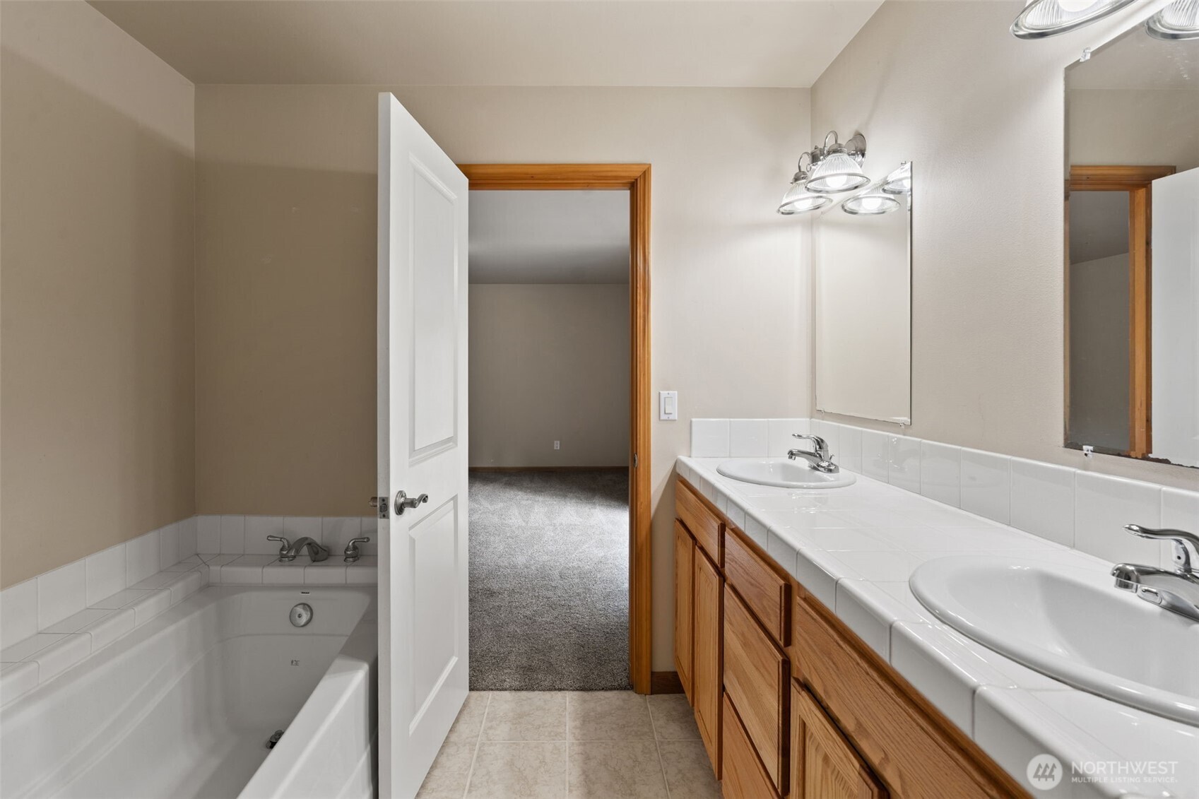 MLS #NWM2576450 image #31