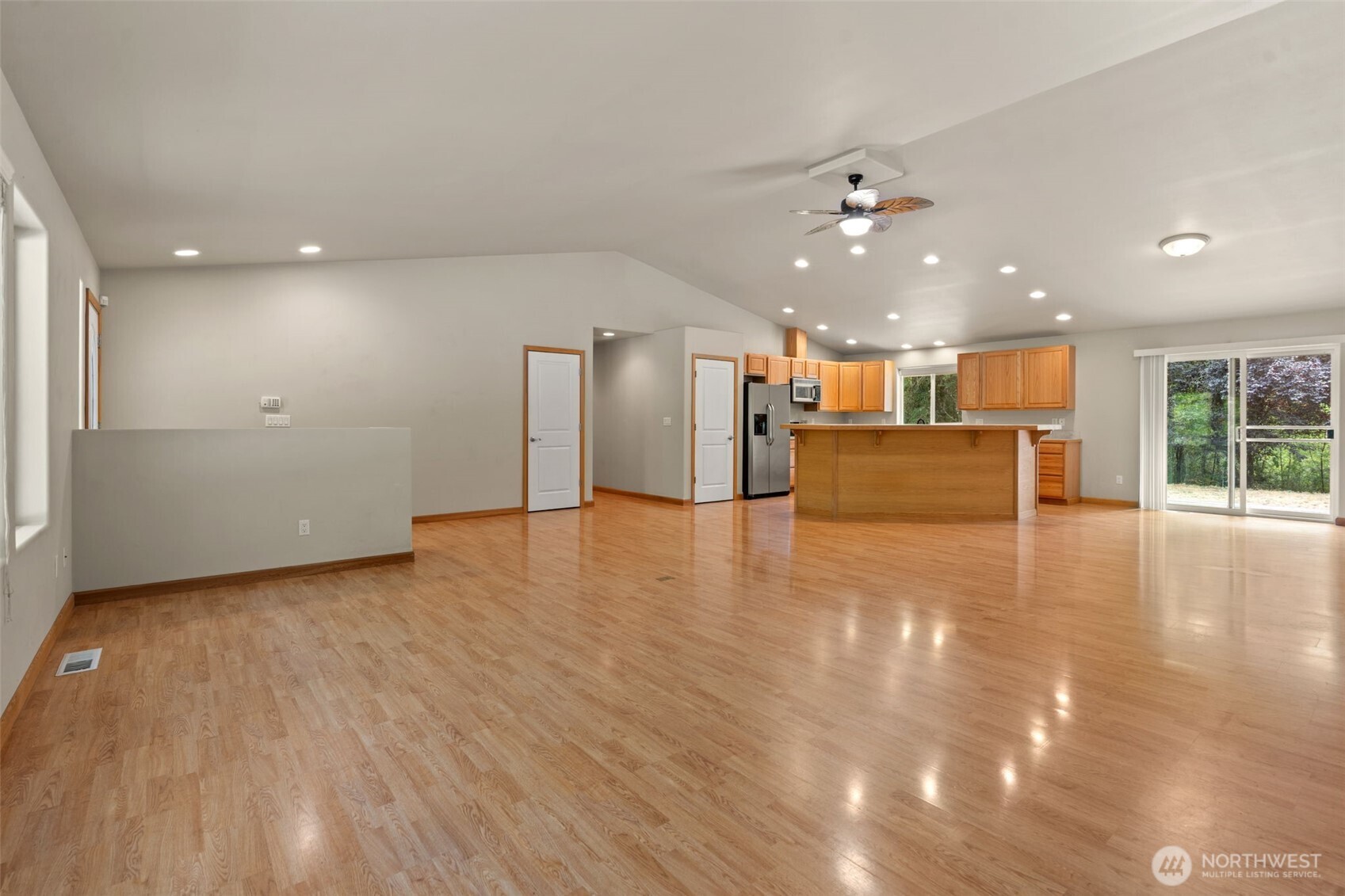 MLS #NWM2576450 image #9