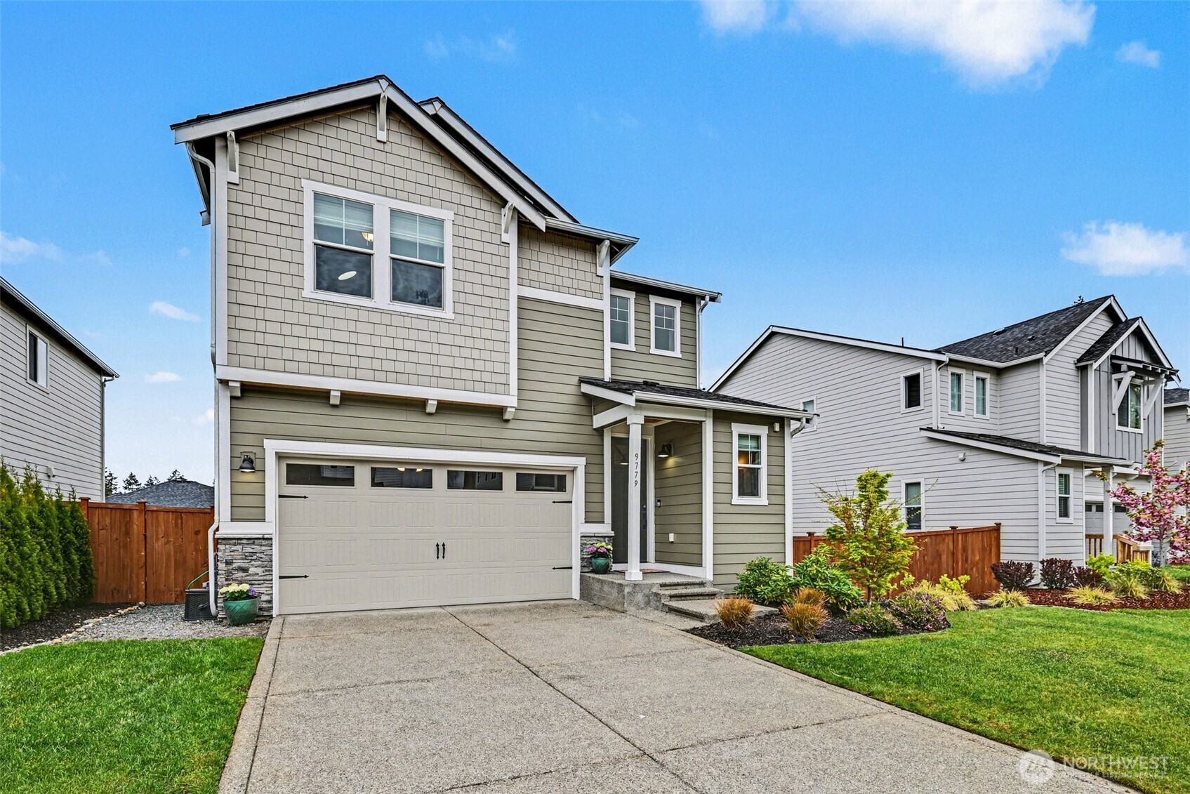 MLS #NWM2576544 image #2