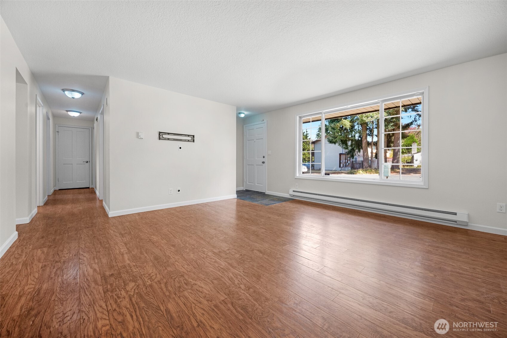 MLS #NWM2576607 image #4
