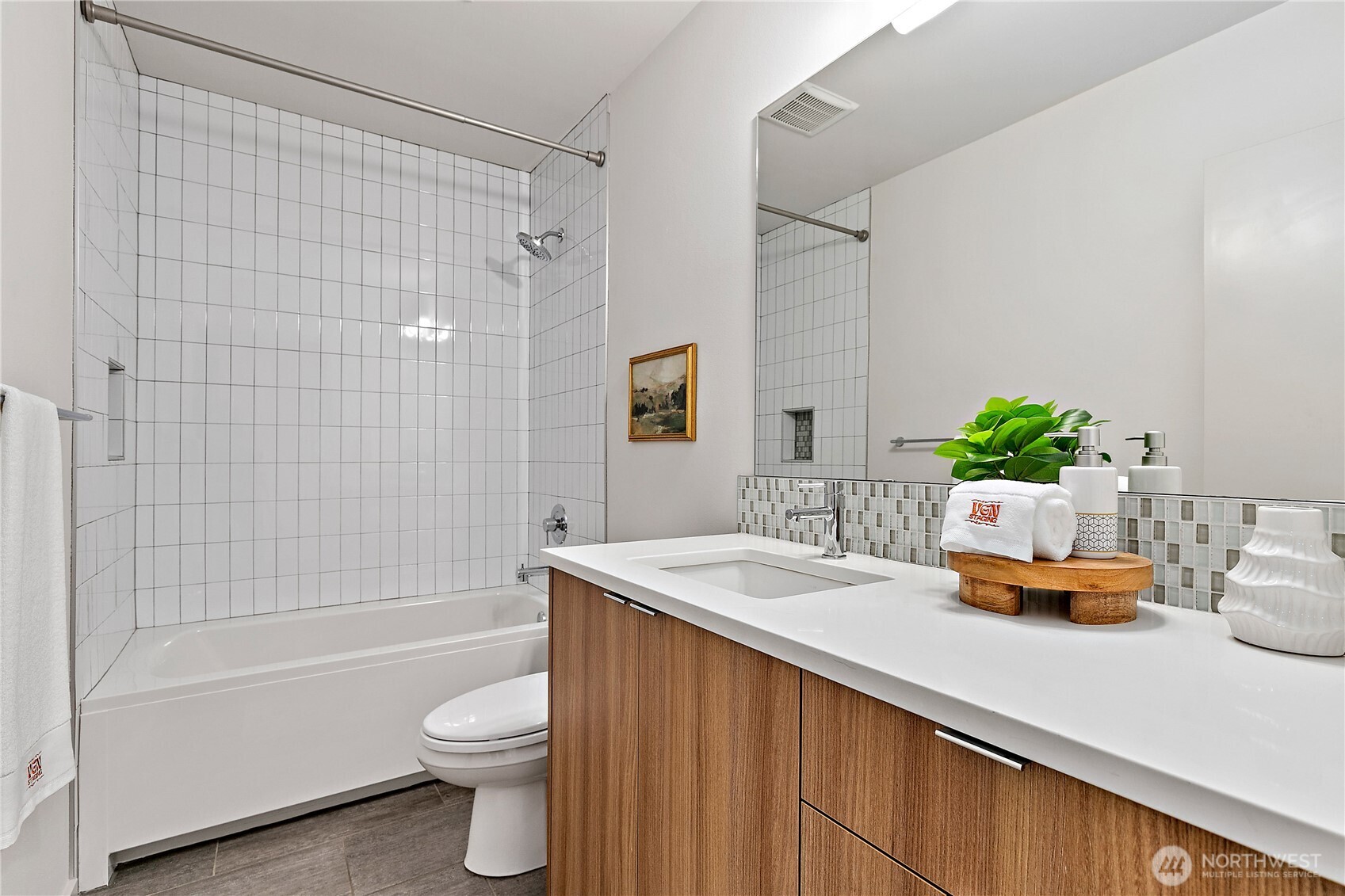 MLS #NWM2576656 image #11