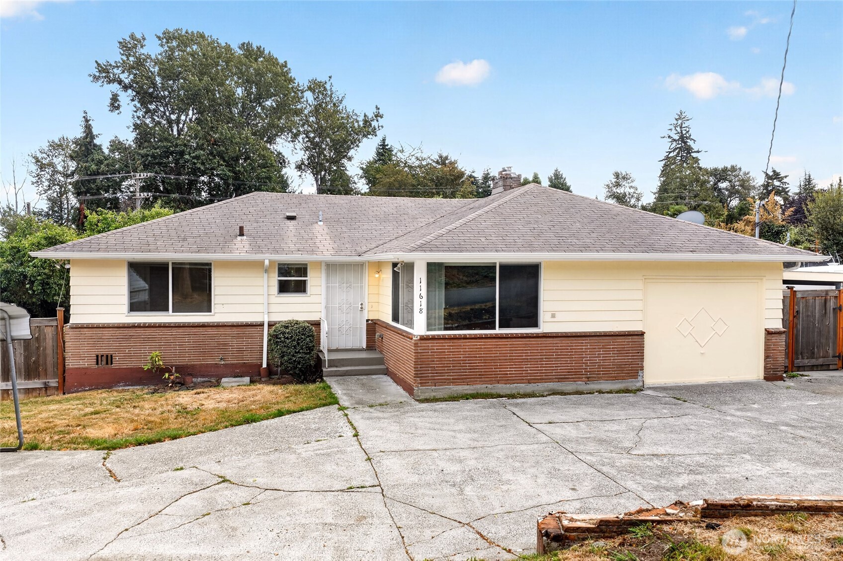 MLS #NWM2576657 image #0