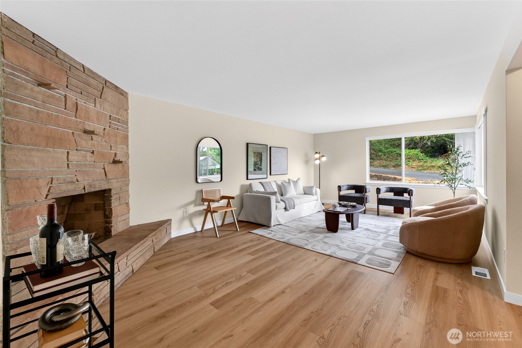 MLS #NWM2576657 image #5