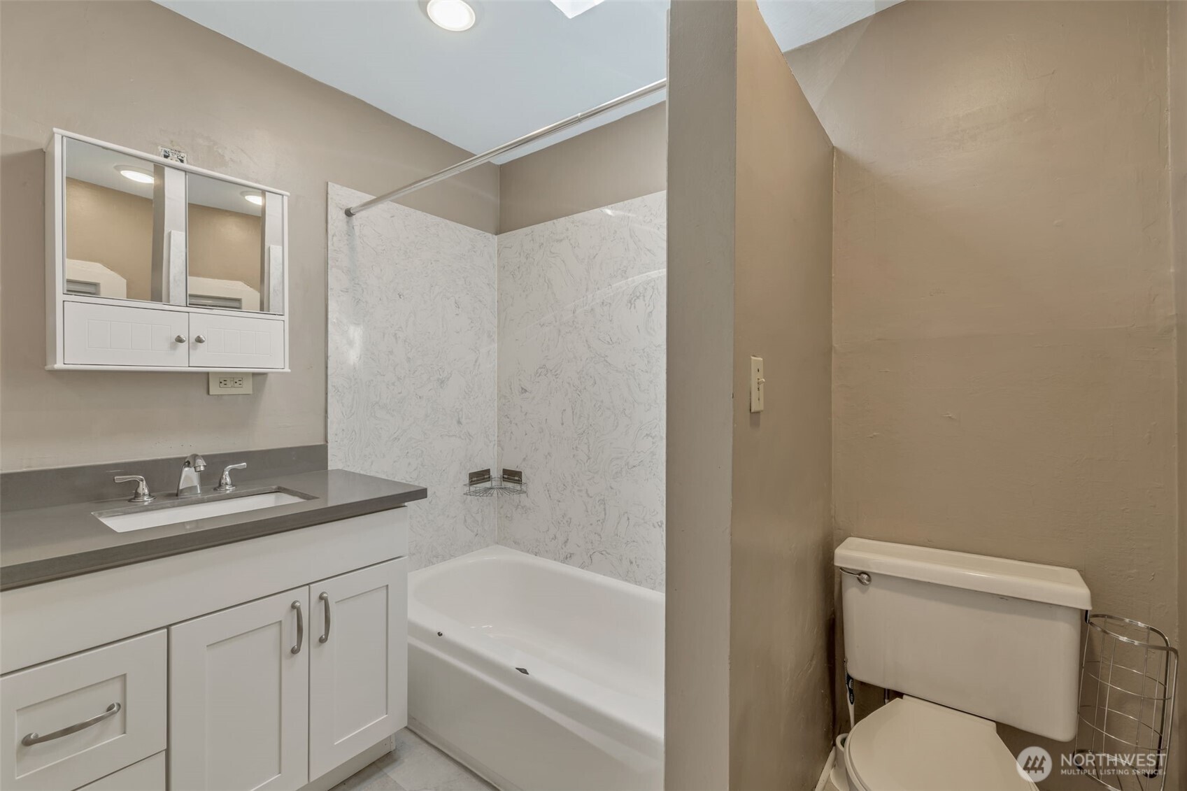 MLS #NWM2576753 image #9