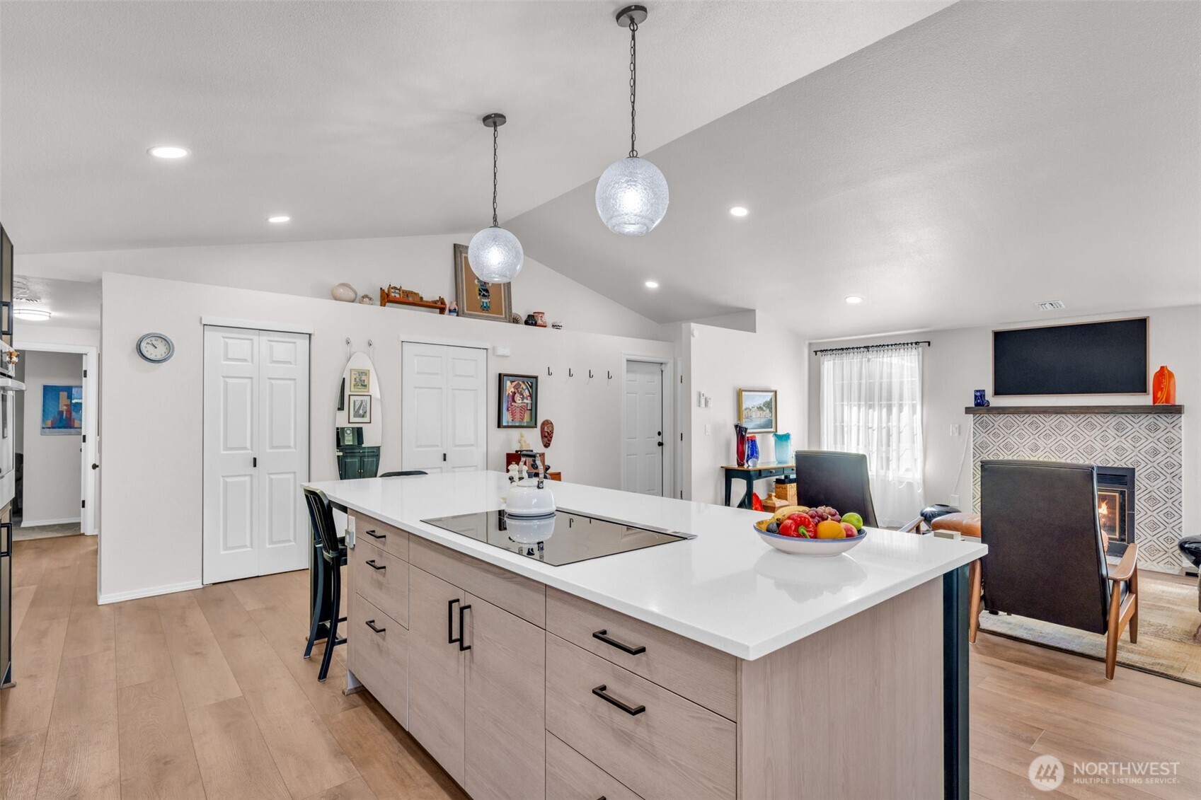 MLS #NWM2576776 image #9