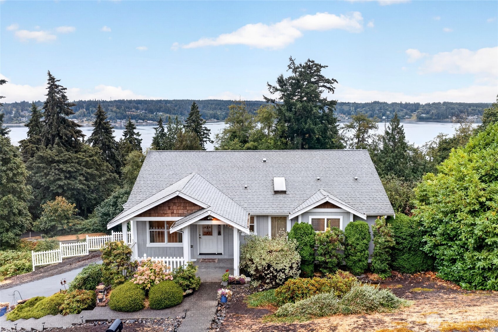 MLS #NWM2576958 image #0