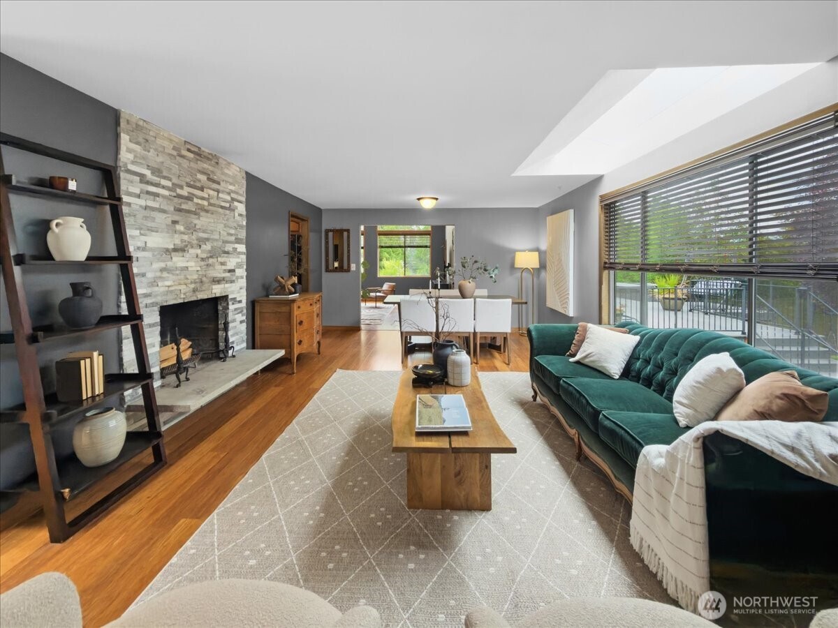 MLS #NWM2577087 image #2