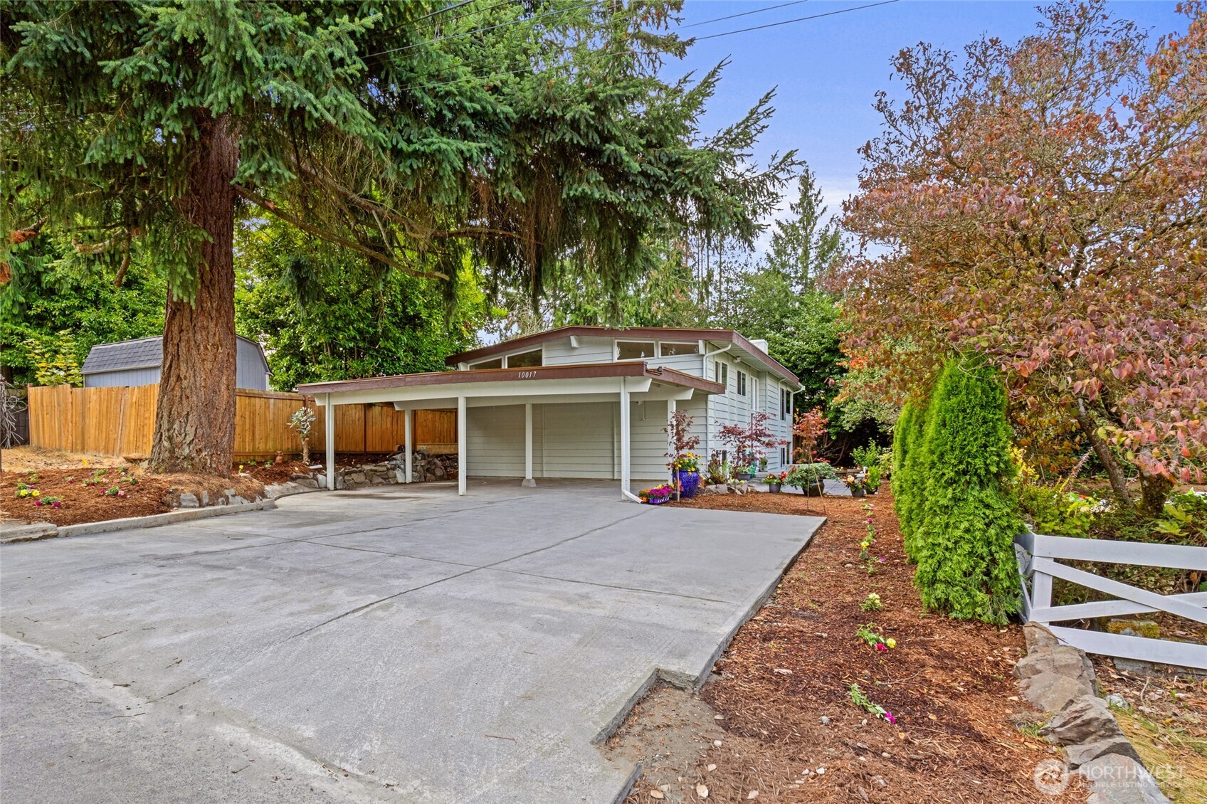 MLS #NWM2577681 image #1