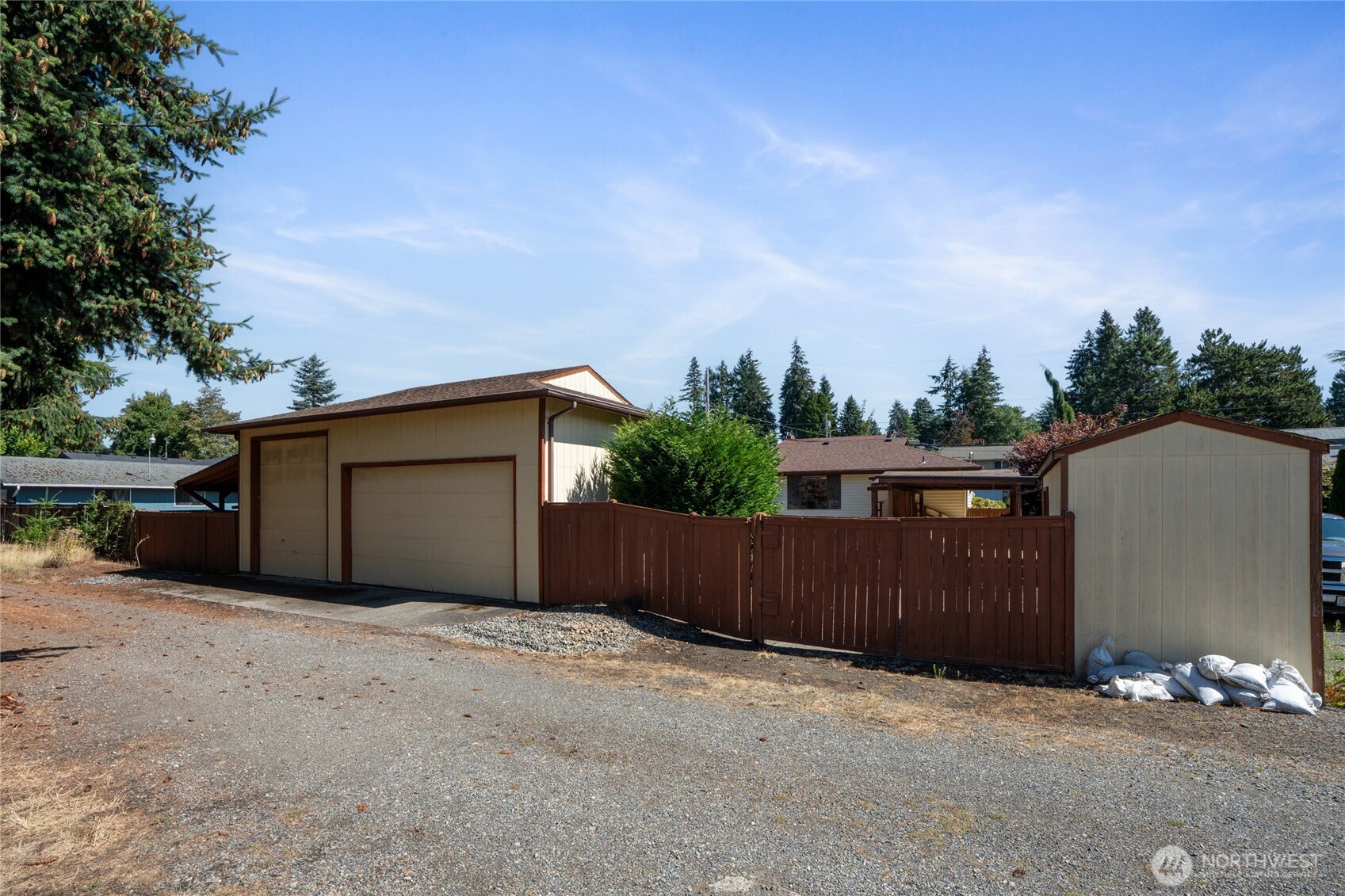 MLS #NWM2577710 image #32