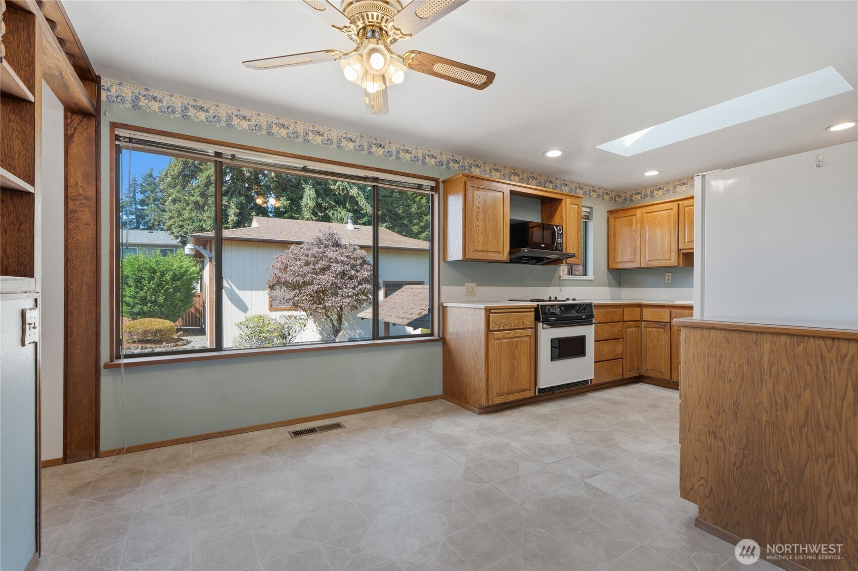 MLS #NWM2577710 image #5