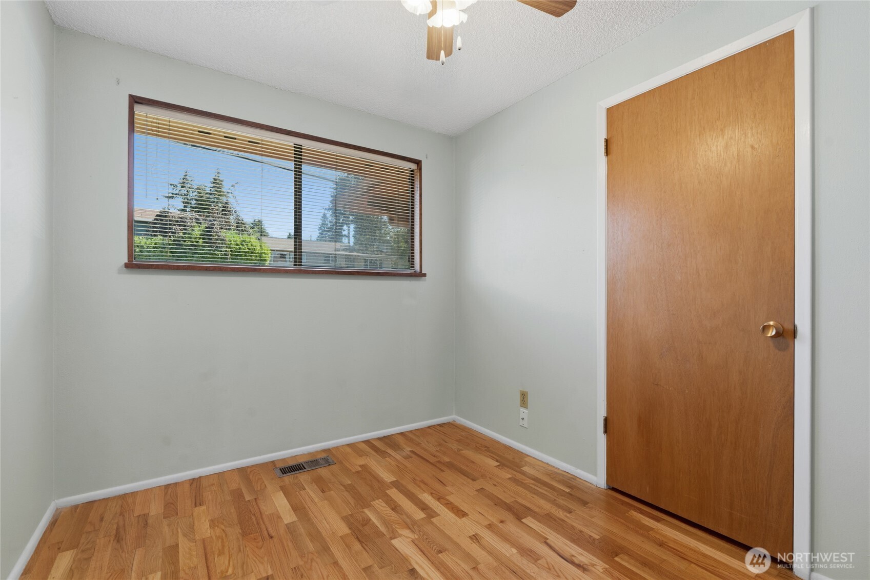 MLS #NWM2577710 image #9