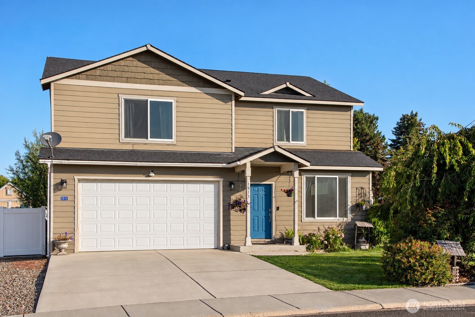 MLS #NWM2577779 image #0