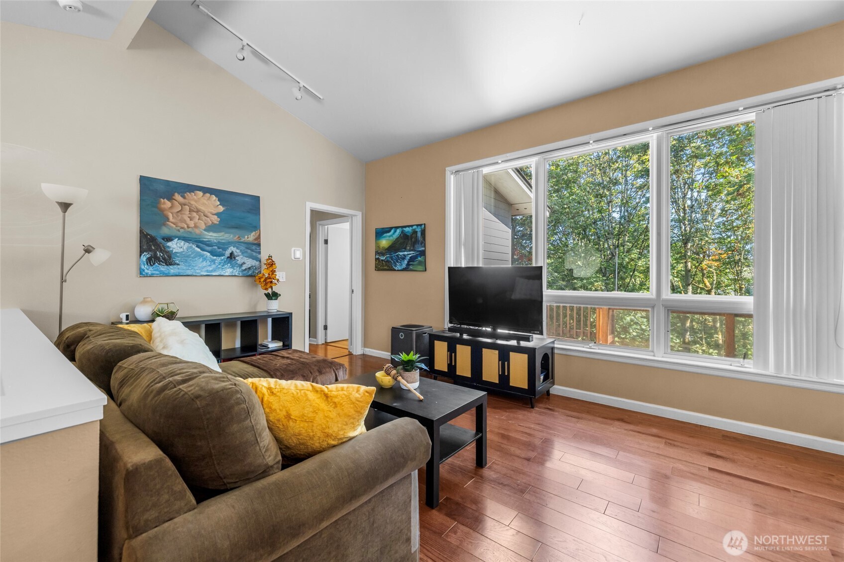 MLS #NWM2577850 image #10