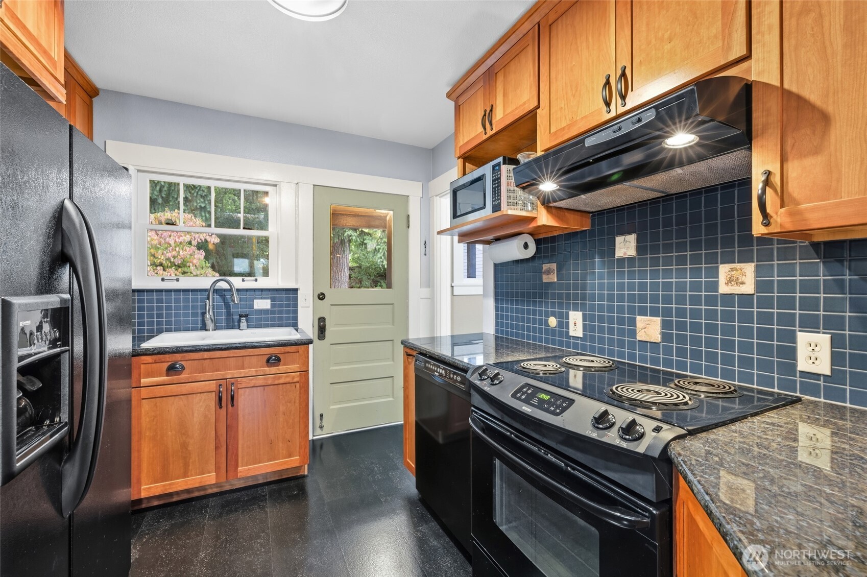 MLS #NWM2577989 image #9