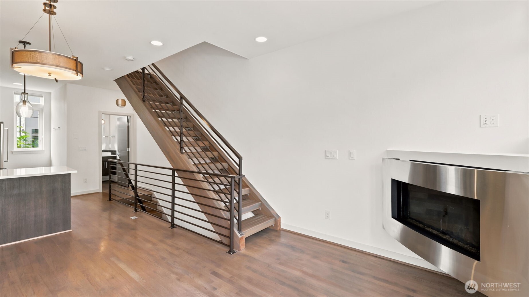 MLS #NWM2578216 image #4