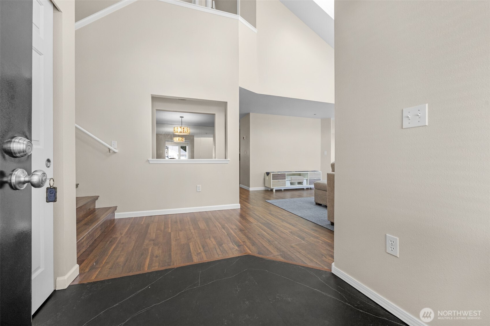 MLS #NWM2578331 image #1