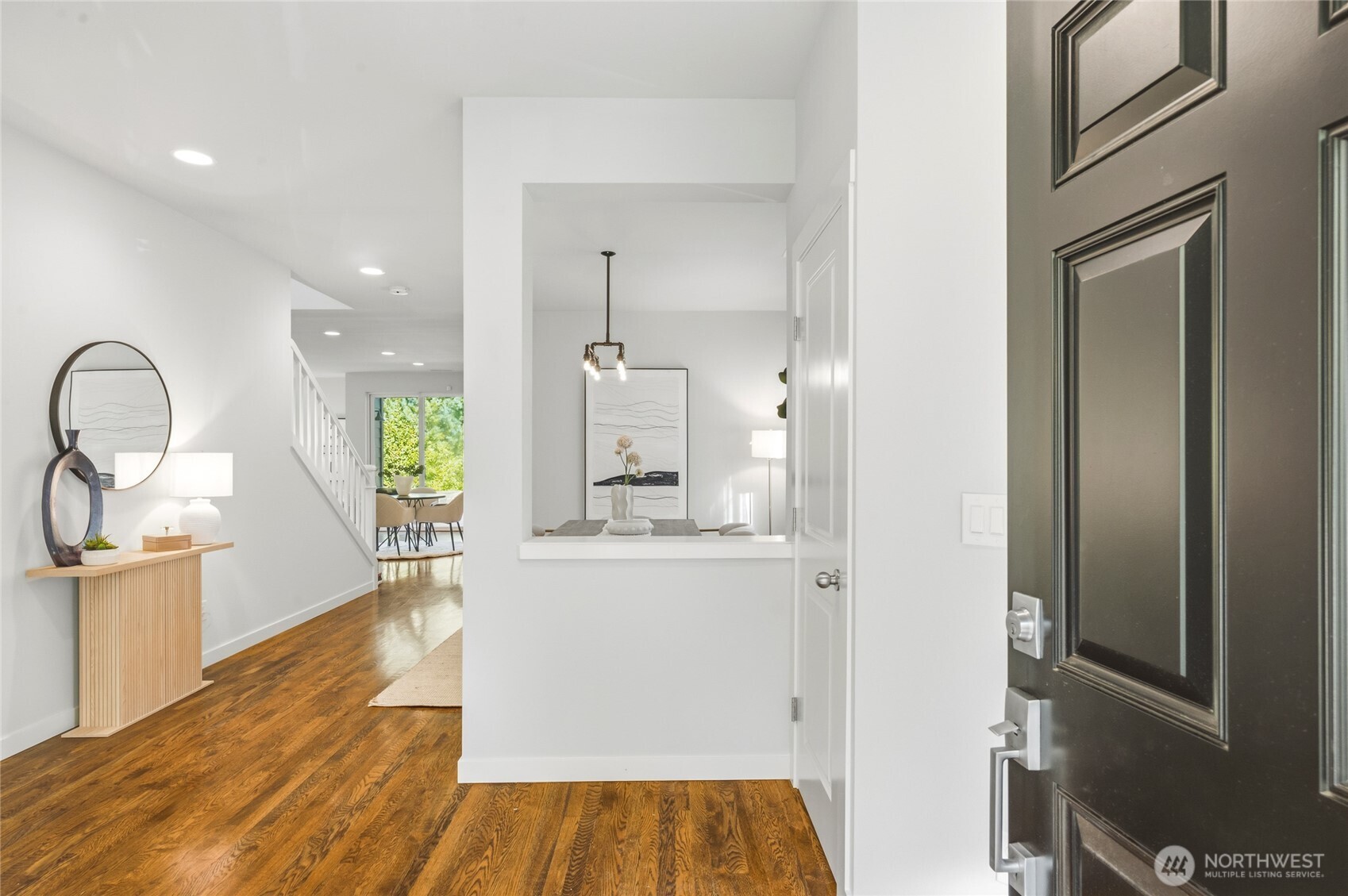 MLS #NWM2578348 image #1