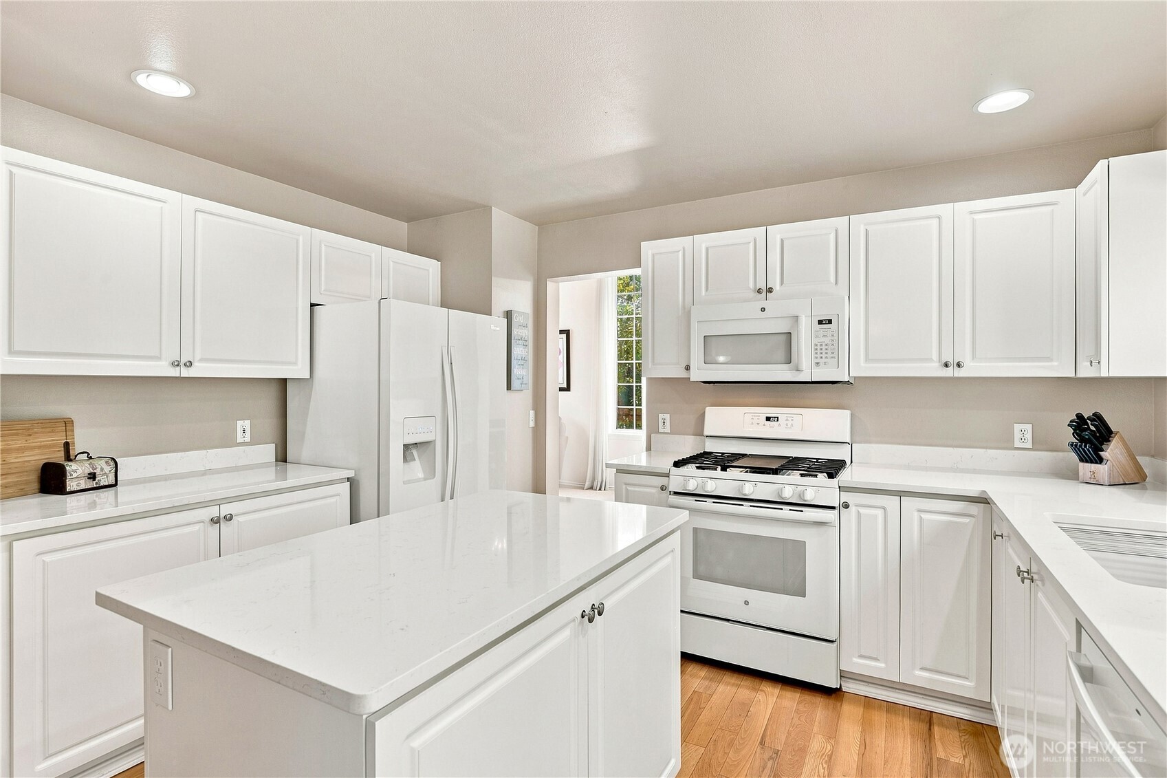MLS #NWM2578349 image #8
