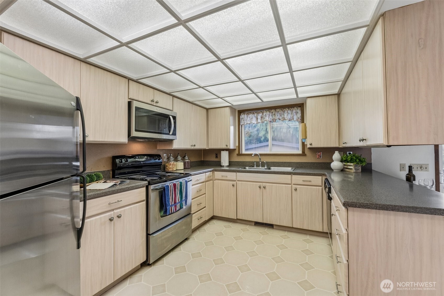 MLS #NWM2578520 image #5
