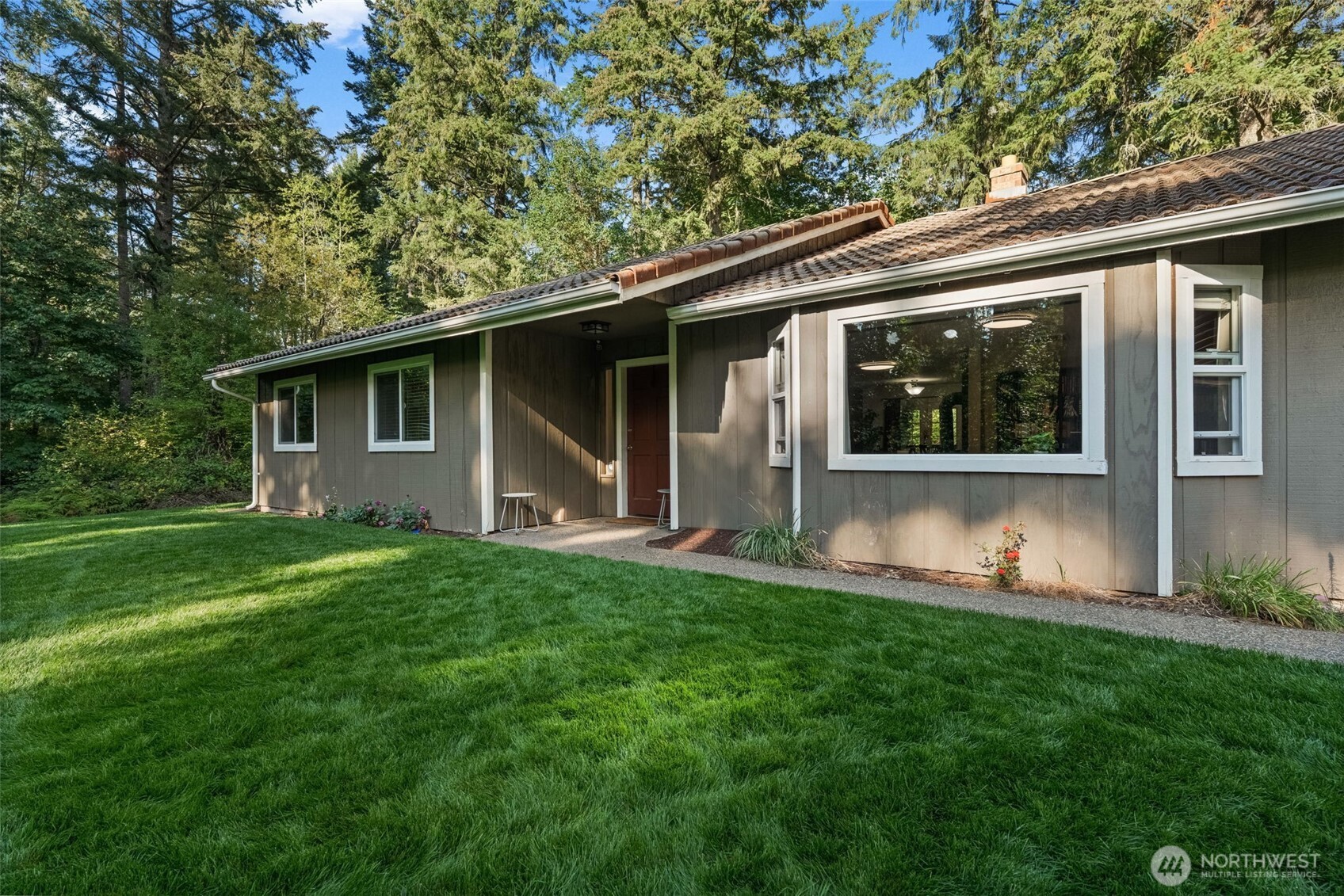 MLS #NWM2578630 image #2