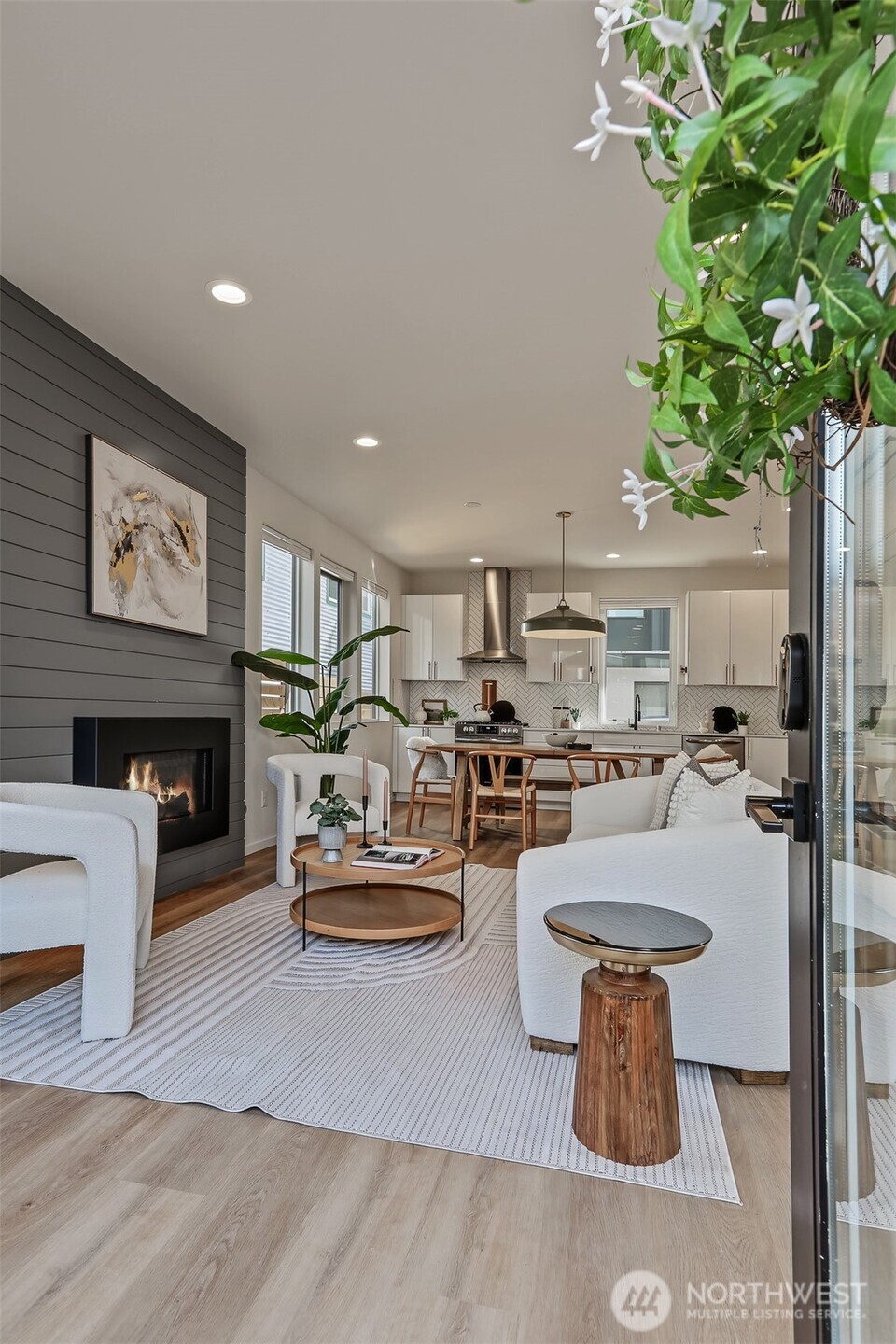 MLS #NWM2578654 image #1